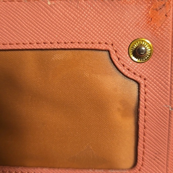 MCM Leather Monogram Wallet Pink I need the baby pink ☹️🙈 - Picture 2 of 12